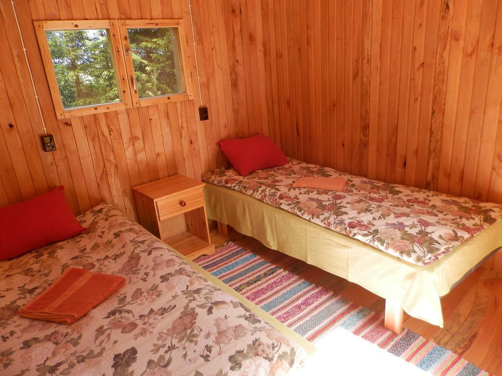 Ala-Laugu Holiday Home Leisi Zewnętrze zdjęcie